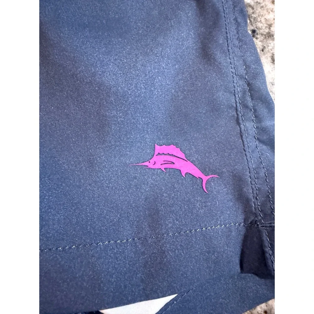 Tommy Bahama Mens Navy Blue Sunset Stripe‎ Swim Trunks Board Shorts Size Medium